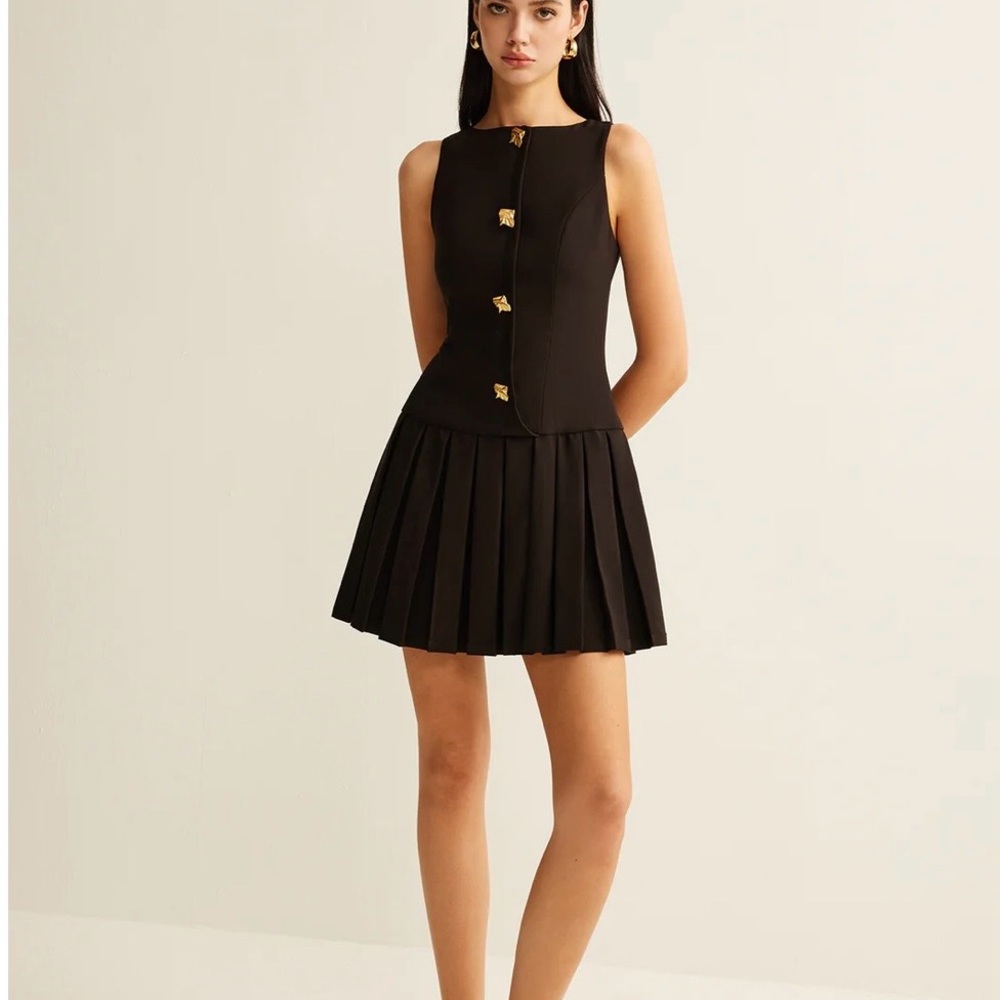 ✨Commense✨ Black Pleated Dress